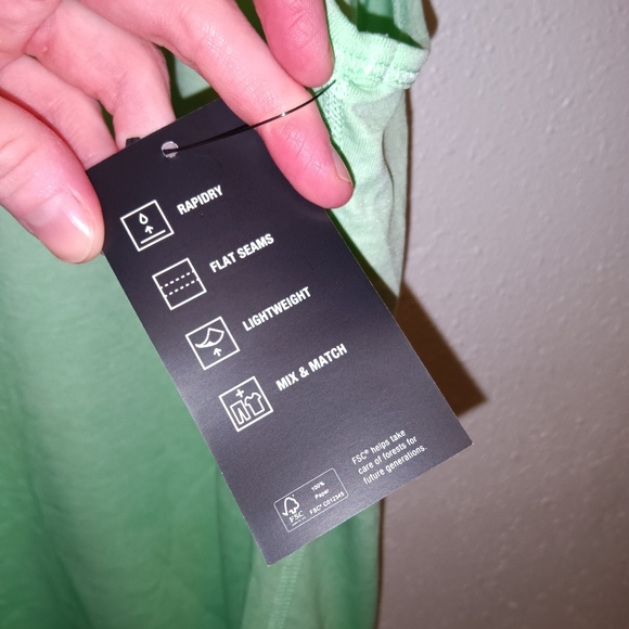 NWT Ideology Light Green Performance Top S - Picture 4 of 8